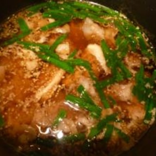 豚肉とニラのピリ辛中華味噌スープ